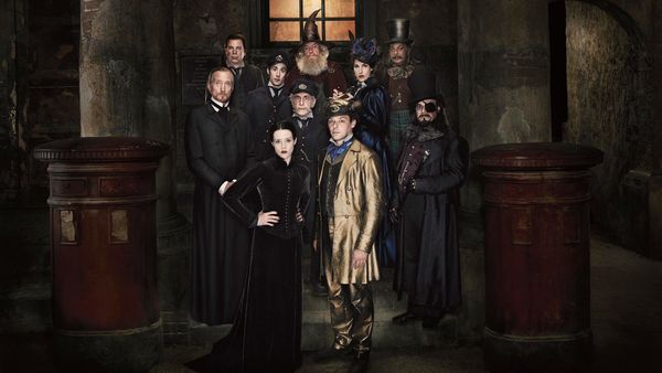 Going Postal (2010) ★★★★